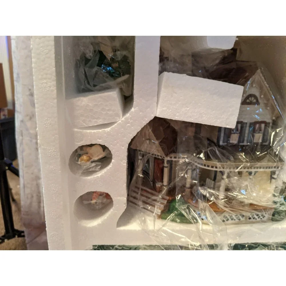 Dept‎ 56 58600 adventures of Tom Sawyer Aunt Polly’